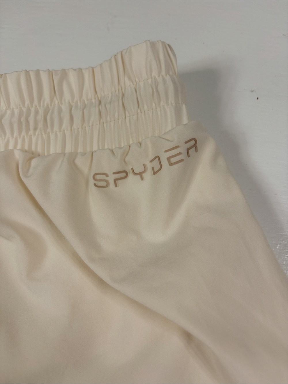 Spyder wowens shorts size small cream off white color - Picture 3 of 11